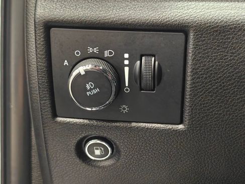 Used 2021 Jeep Grand Cherokee Limited AWD/4WD image 51