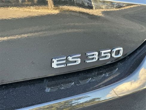 Used 2023 Lexus ES 350 image 10