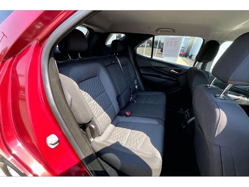 Used 2021 Chevrolet Equinox LT AWD/4WD image 29