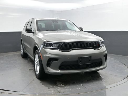 Used 2024 Dodge Durango GT AWD/4WD image 2