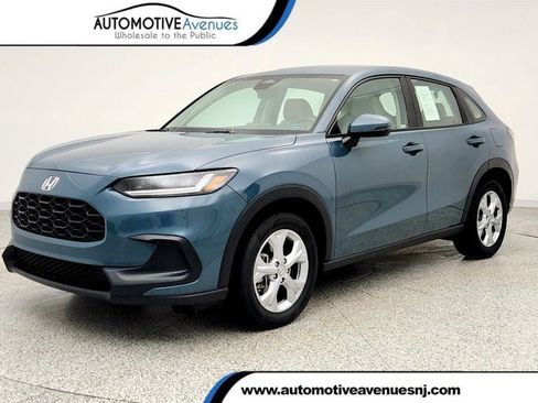 Used 2023 Honda HR-V LX image 1