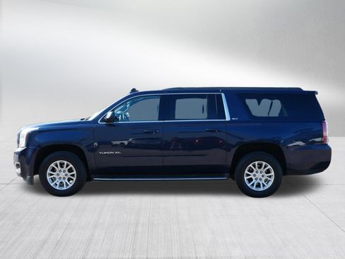 Used 2019 GMC Yukon XL SLT w/ Open Road Package AWD/4WD image 4