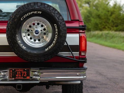 Used 1994 Ford Bronco XLT image 25