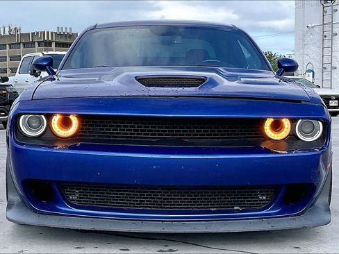 Used 2021 Dodge Challenger R/T Scat Pack RWD image 6