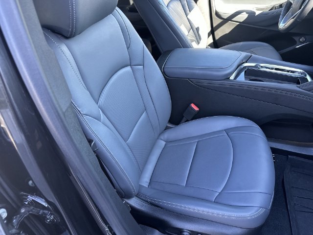 Used 2024 Buick Enclave Essence w/ Experience Buick Package AWD/4WD image 30