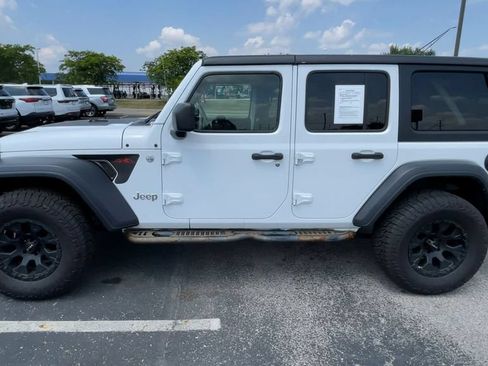 Used 2019 Jeep Wrangler Unlimited Sport S AWD/4WD image 7
