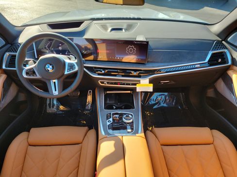 New 2026 BMW X5 M60i image 11