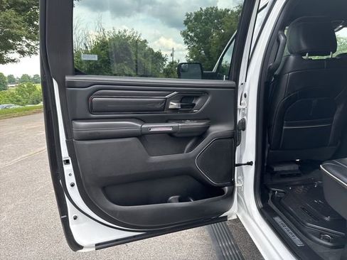 Used 2023 RAM 1500 Limited w/ Body Color Bumper Group image 24