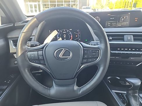 Certified 2020 Lexus UX 200 w/ Premium Package FWD image 25