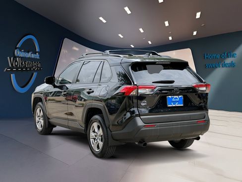 Used 2025 Toyota RAV4 XLE FWD image 7