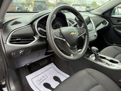 Used 2024 Chevrolet Malibu LT FWD image 17