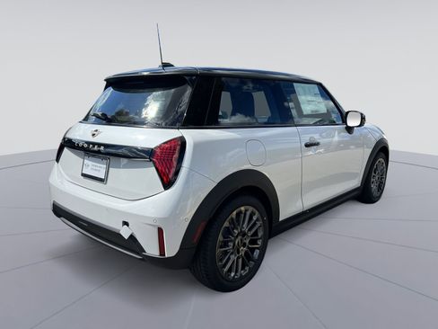 New 2026 MINI Cooper 2-Door Hardtop FWD image 5