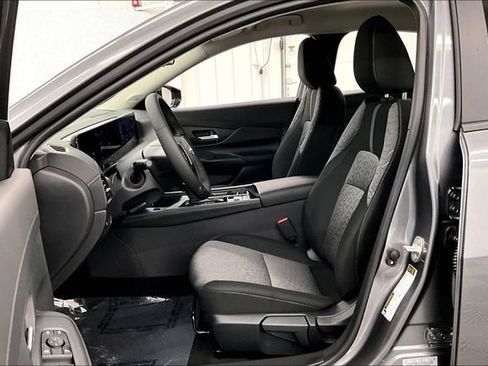 New 2026 Nissan Sentra SV FWD image 9