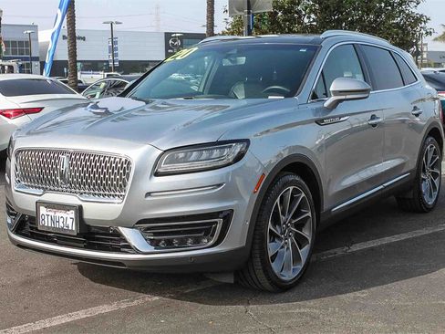 Used 2020 Lincoln Nautilus Reserve w/ Equipment Group 201A image 3