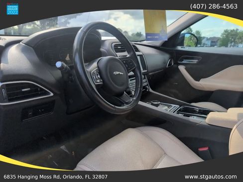 Used 2017 Jaguar F-PACE Prestige AWD/4WD image 15