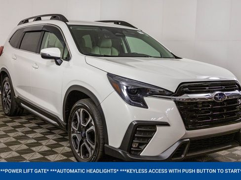 Used 2023 Subaru Ascent Limited image 10