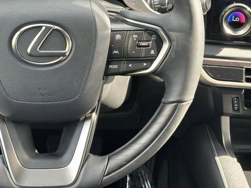 Used 2025 Lexus RX 350h w/ Accessory Package (Z1) AWD/4WD image 20