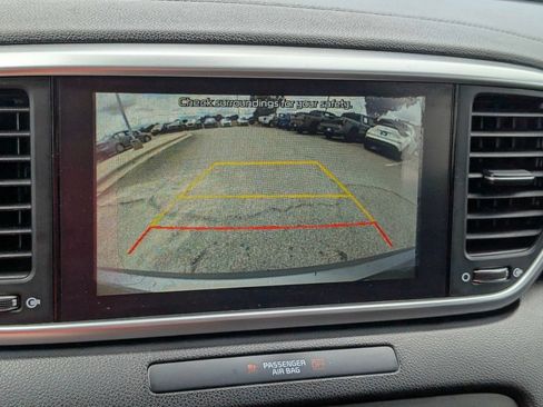 Used 2021 Kia Sportage LX FWD image 25