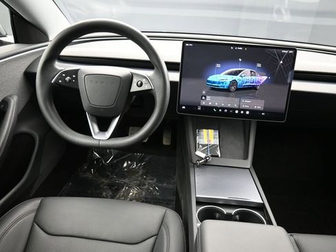 Used 2025 Tesla Model 3 Long Range image 22