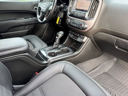 Certified 2022 GMC Canyon AT4 AWD/4WD image 17