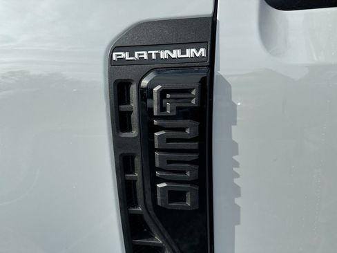 New 2026 Ford F250 Platinum image 28