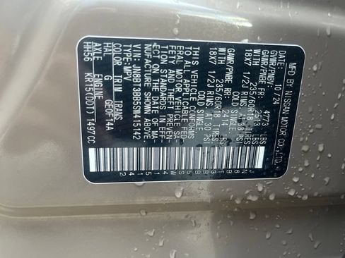 Certified 2025 Nissan Rogue SV AWD/4WD image 31