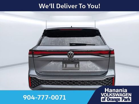 New 2026 Volkswagen Tiguan SE R-Line FWD image 4