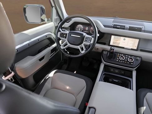 Used 2024 Land Rover Defender 110 X-Dynamic SE image 27