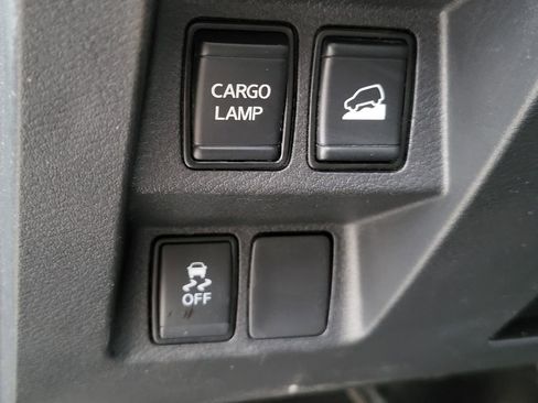 Used 2023 Nissan Frontier S w/ Technology Package image 16