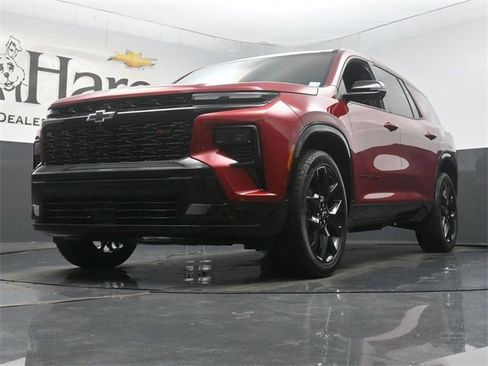 New 2026 Chevrolet Traverse RS w/ LPO, Floor Liner Package image 4