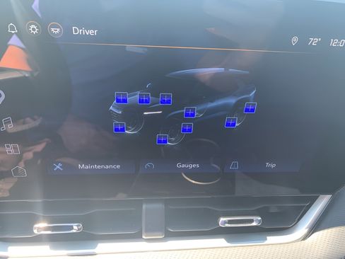 Certified 2025 Chevrolet Equinox LT FWD image 16