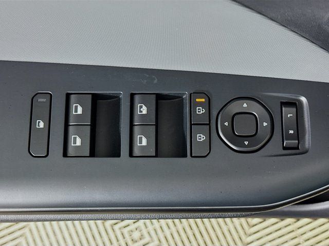 New 2026 Kia K4 FWD image 19