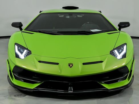 Used 2019 Lamborghini Aventador SVJ AWD/4WD image 6