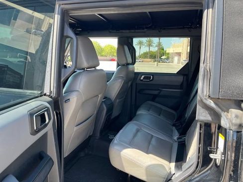 Used 2022 Ford Bronco 4-Door AWD/4WD image 9