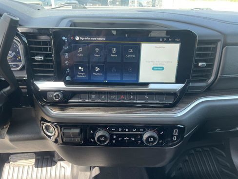 Used 2025 Chevrolet Silverado 2500 LT w/ Convenience Package AWD/4WD image 19