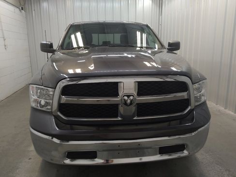 Used 2017 RAM 1500 Classic SLT AWD/4WD image 14