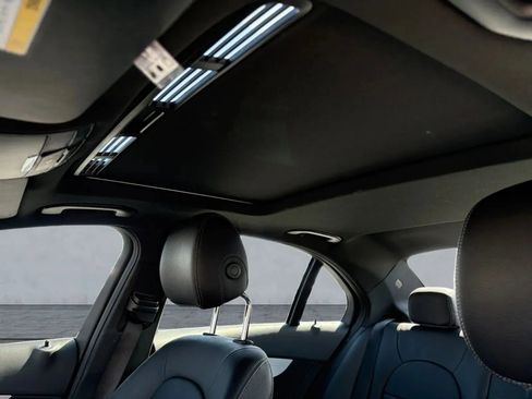 Used 2018 Mercedes-Benz C 300 C 300 4MATIC Sedan 4D image 24