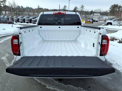 New 2026 GMC Canyon Elevation image 7