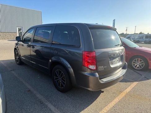Used 2015 Dodge Grand Caravan SE w/ Quick Order Package 29E SE FWD image 4