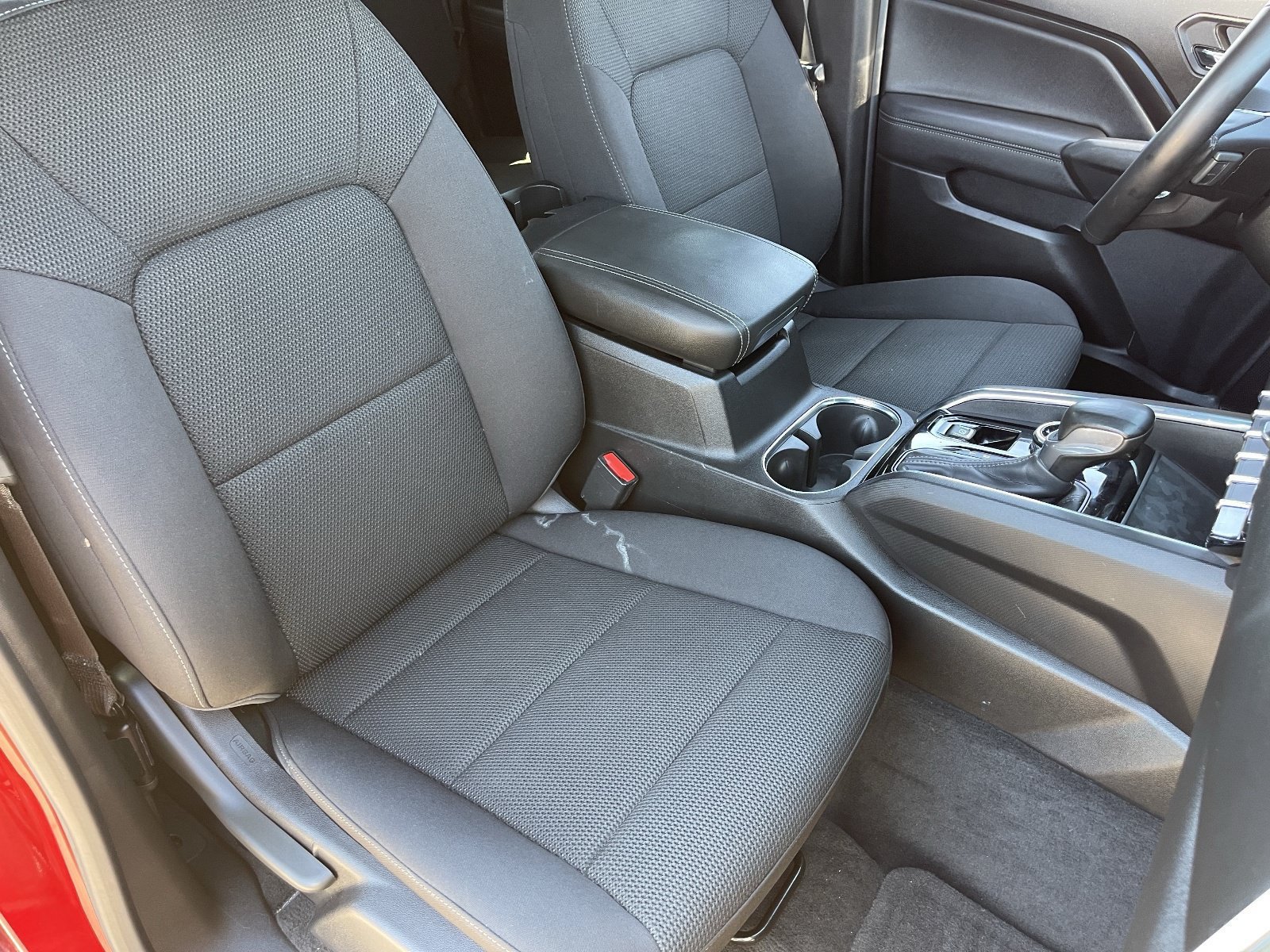 Used 2024 GMC Canyon Elevation w/ Convenience Package AWD/4WD image 11