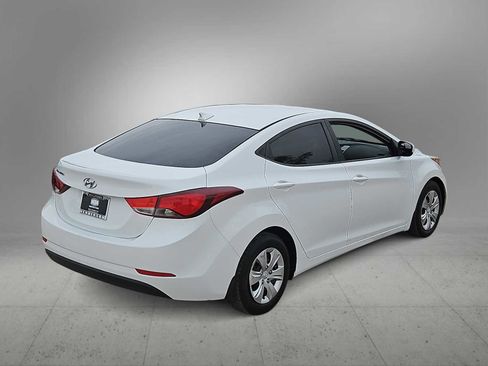 Used 2016 Hyundai Elantra SE image 8