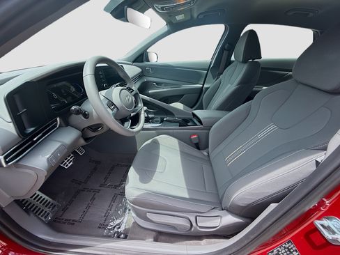 Certified 2026 Hyundai Elantra Sport FWD image 16