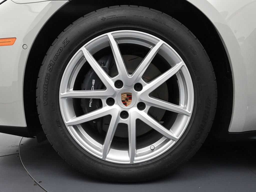 Used 2026 Porsche Panamera image 26
