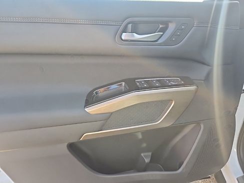 New 2025 Nissan Pathfinder Platinum w/ Lighting Package (N92) image 12