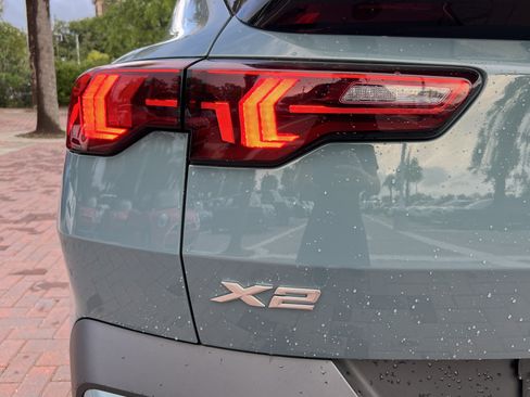 Used 2025 BMW X2 xDrive28i AWD/4WD image 40