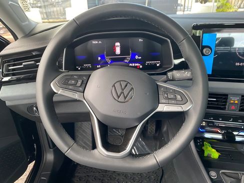 New 2026 Volkswagen Jetta SE FWD image 14