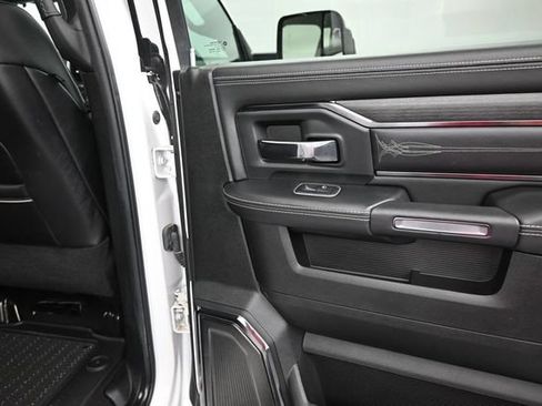 Used 2022 RAM 2500 Limited AWD/4WD image 14