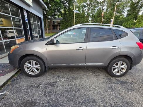 Used 2013 Nissan Rogue SV w/ Premium Pkg AWD/4WD image 3