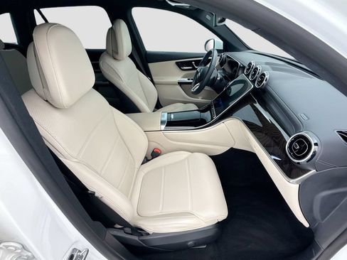 Used 2023 Mercedes-Benz GLC 300 image 20