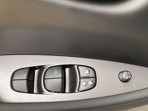 Certified 2023 Nissan Leaf S FWD image 19